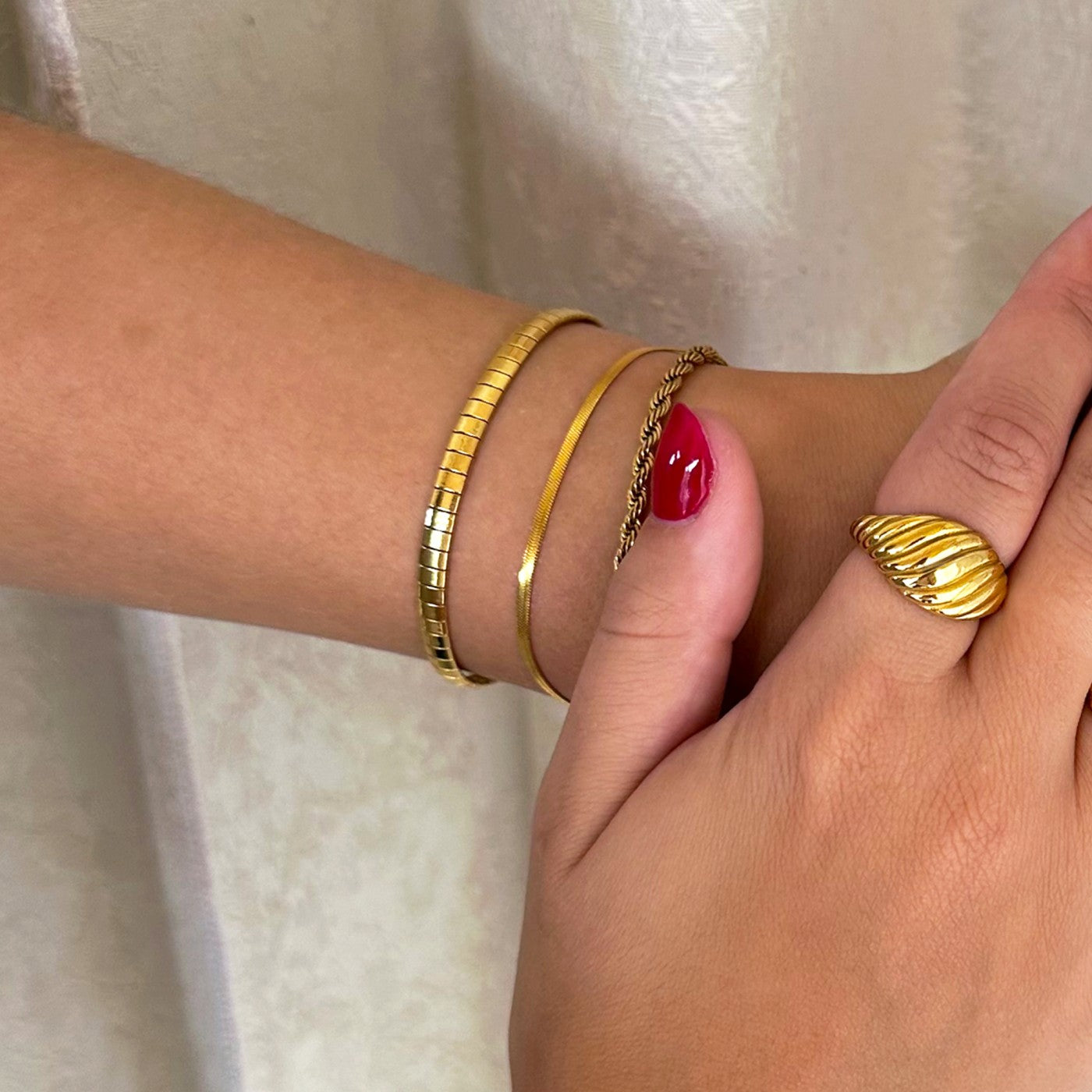 Annalee box slange armbånd 4mm