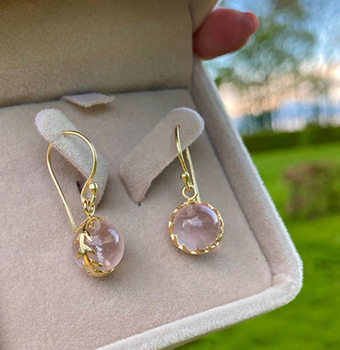 Arktisk pil øreringe i 18 karat guldbelagt sølv med rosa kvarts ædelsten
