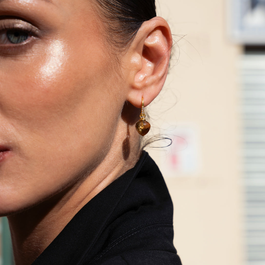 Grace øreringe i sølv med morganit quartz og zirkonia