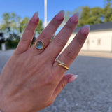 Glory ring i 18 karat guldbelagt sølv med blå topas ædelsten