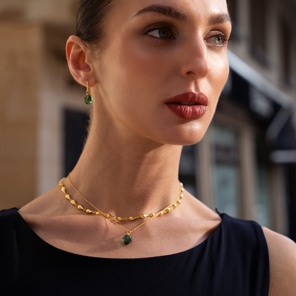Grace halskæde i 18 karat guldbelagt sølv med grøn amethyst quartz og zirkonia