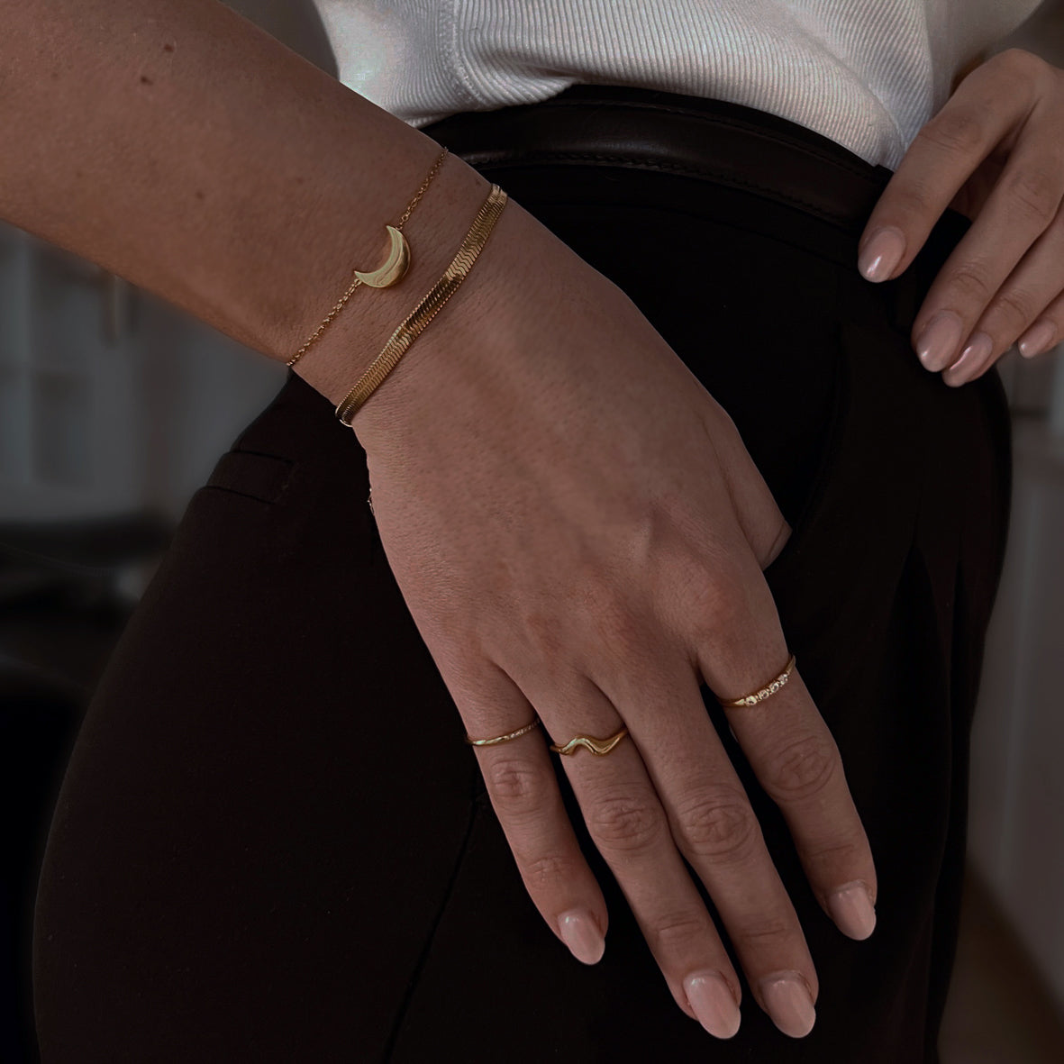 Alexandra small wave ring