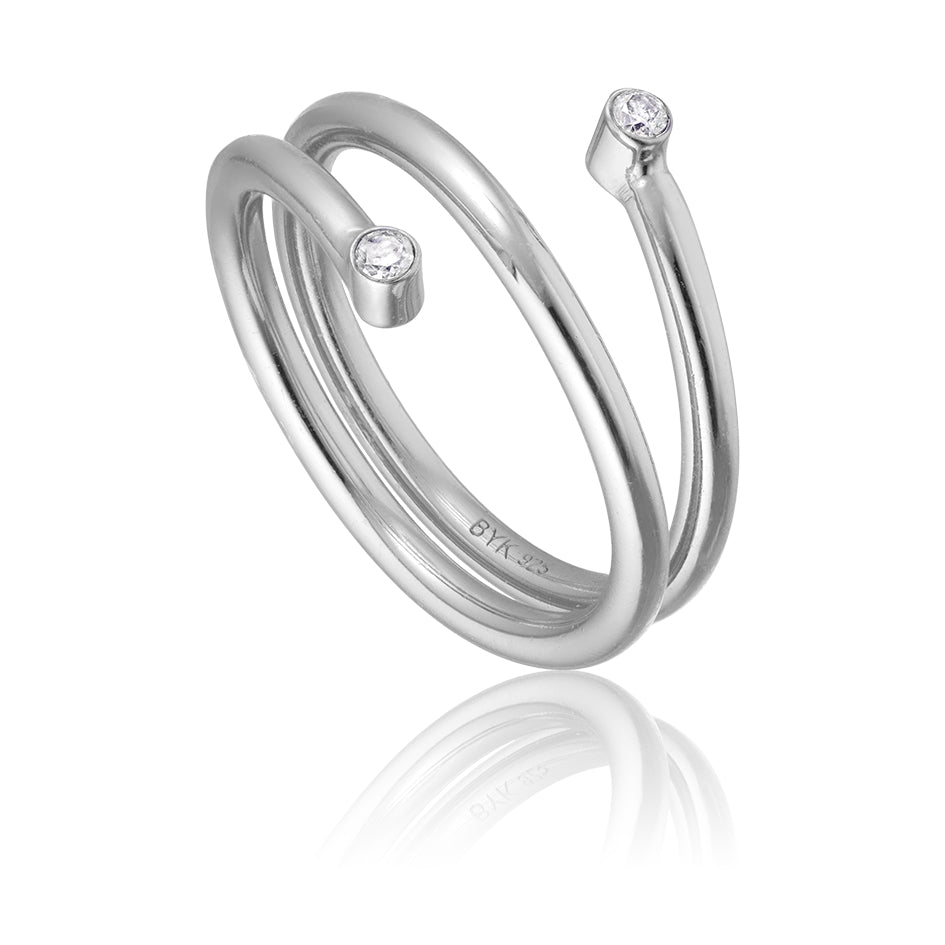 Infinity spiral ring med brillantslebne diamanter i sølv